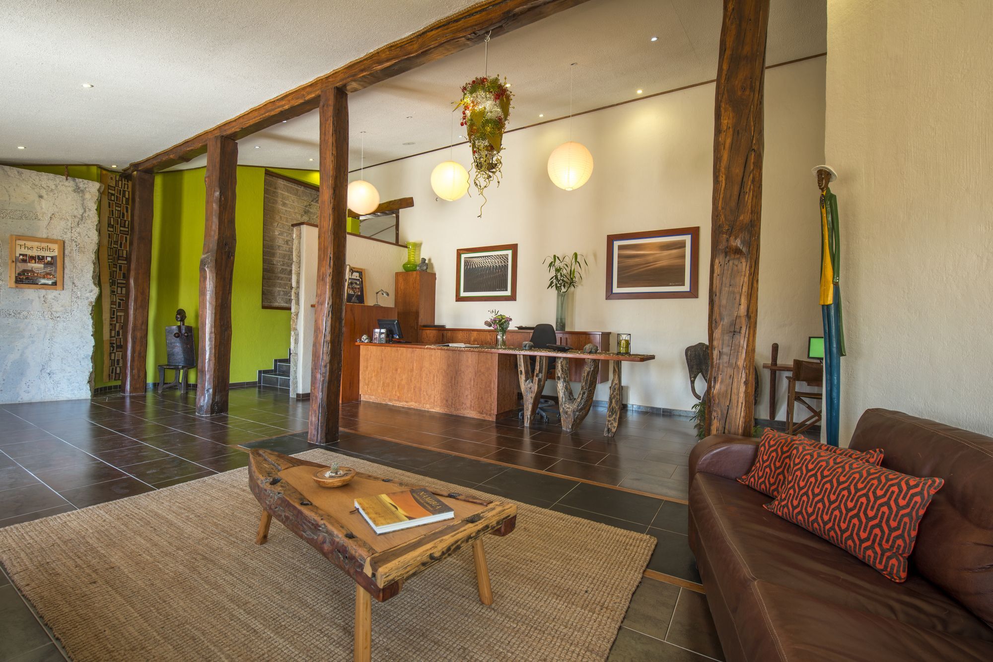 Desert Breeze Lodge Swakopmund Buitenkant foto